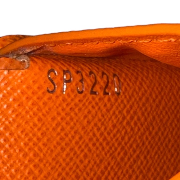 Louis Vuitton Damier Giant Gradient Multiple Wallet - Picture 6 of 6